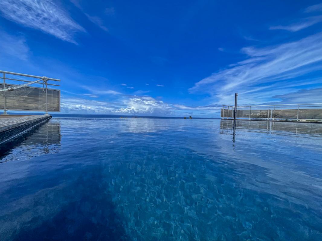 Villa vue mer exceptionnelle à Saint François Guadeloupe-la piscine-4